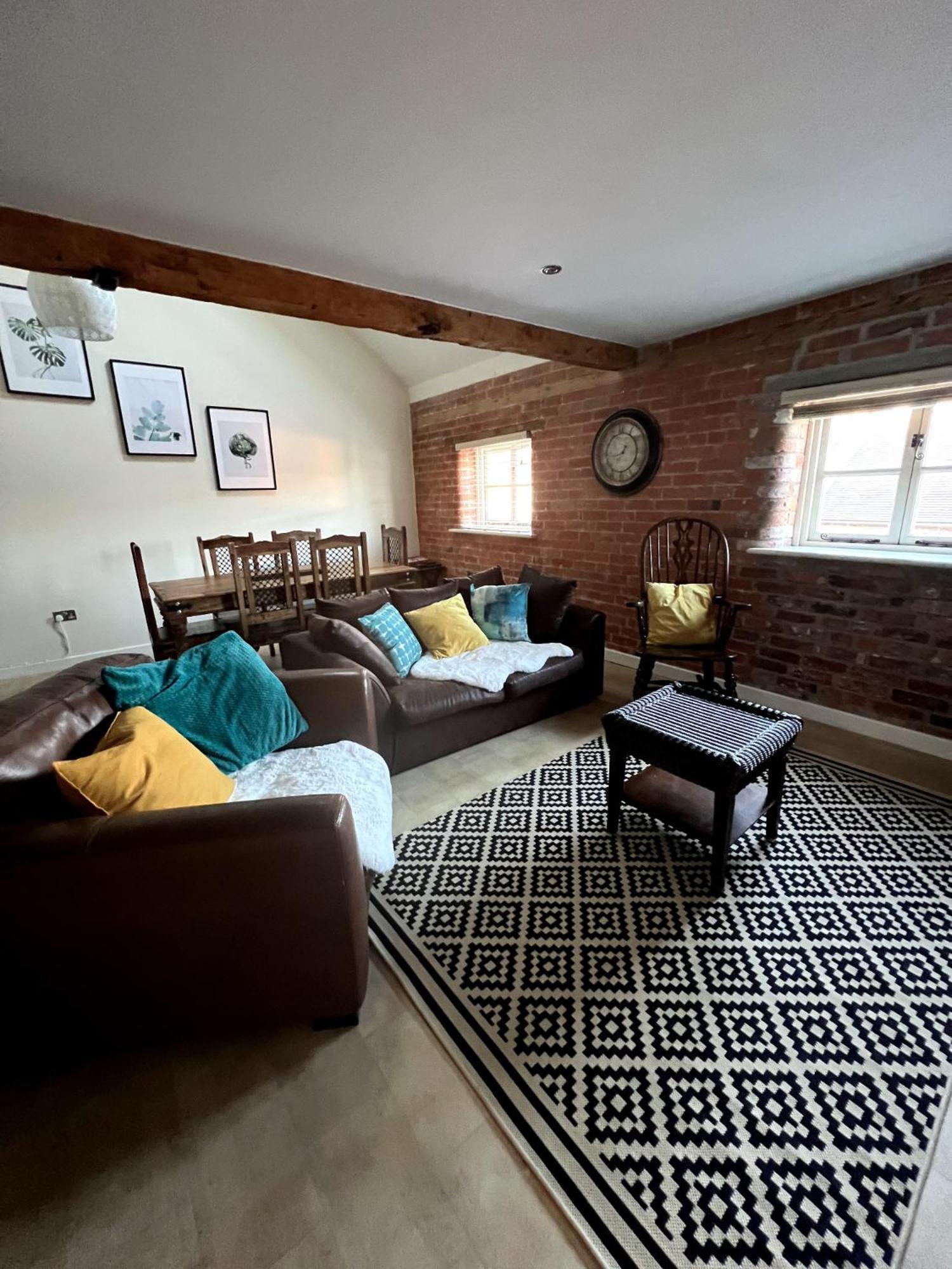 Grand Mill: Near To Shops, Attractions, Restaurant Apartment Burton-upon-Trent