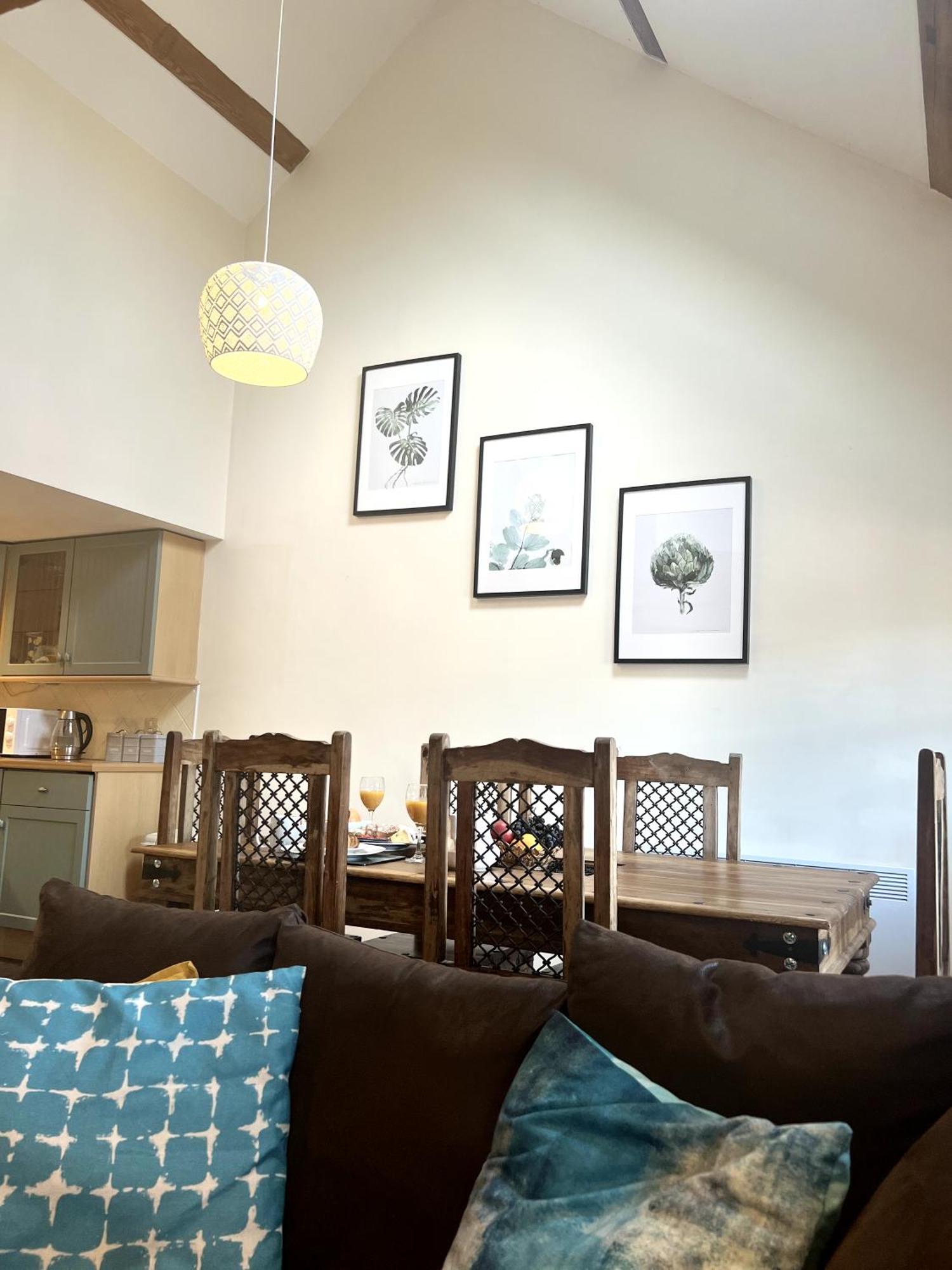 Apartment Grand Mill: Near To Shops, Attractions, Restaurant