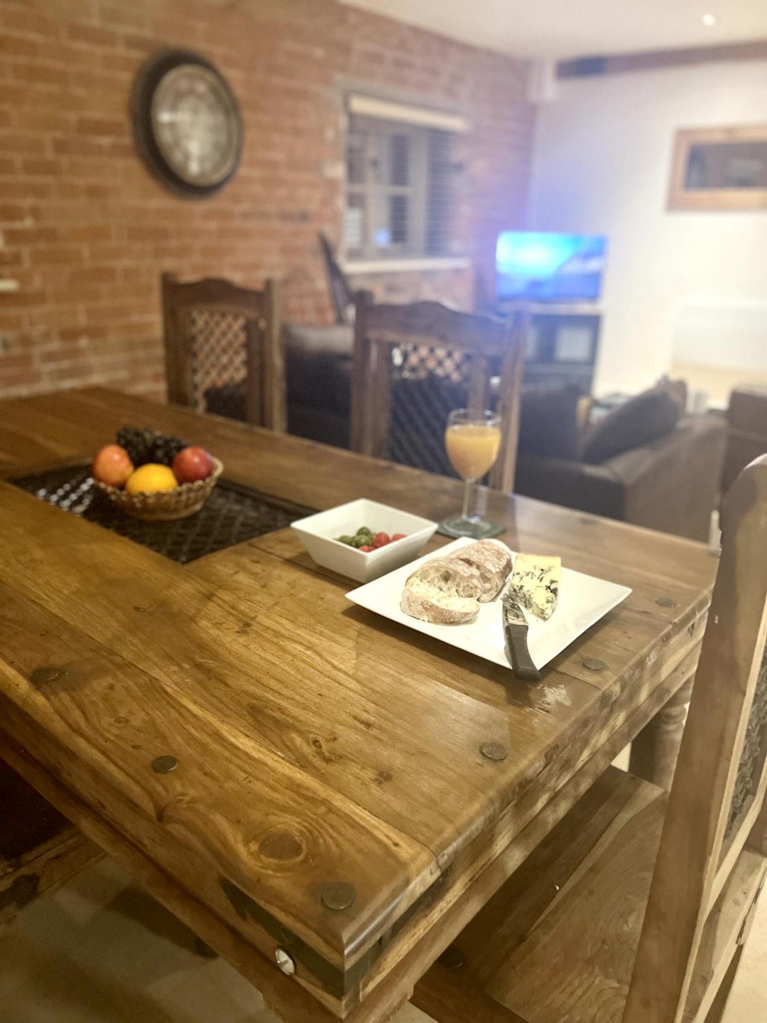 Apartment Grand Mill: Near To Shops, Attractions, Restaurant
